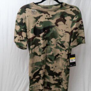 Nike Mens tshirt -NWT Size Small *HOST PICK!*